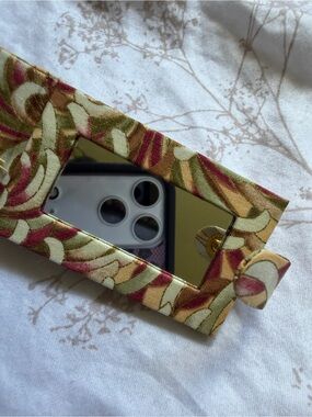NEW Japanese portable toothpick case with mirror (yojiire)